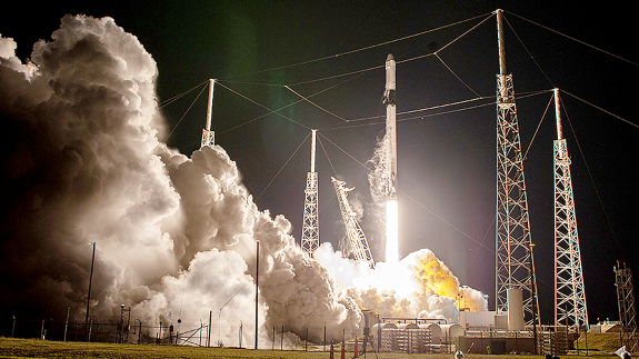Start der cargo re-supply mission Space X CRS-20 von Cape Canaveral, USA, am 6. März 2020. Diese Rakete brachte ein Experiment der Uni Zürich, zusammen mit Airbus ins All. Mit dem Experiment testet man erstmalig die Produktion von menschlichem Gewebe im Weltall.