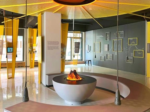 Blick in die Ausstellung ENERGIE – WAS UNS BEWEGT im EnergieLabor